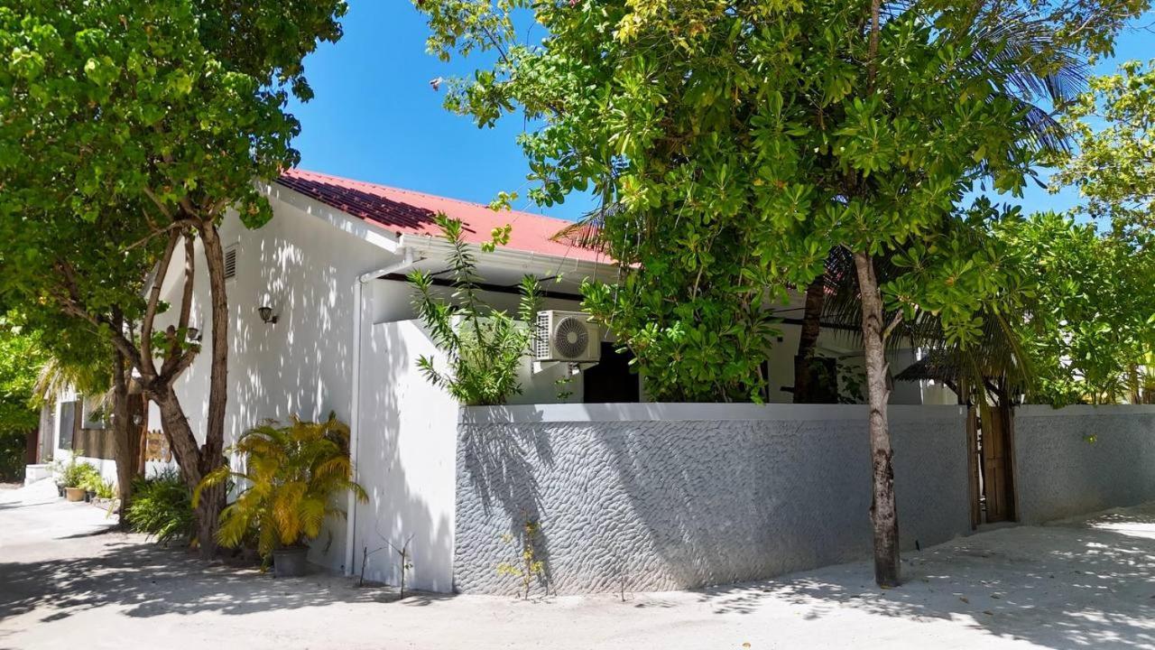 Hotel Seascape Retreats Dhigurah à Dhigurah  Extérieur photo