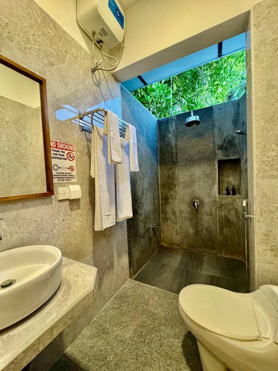 Hotel Seascape Retreats Dhigurah à Dhigurah  Extérieur photo