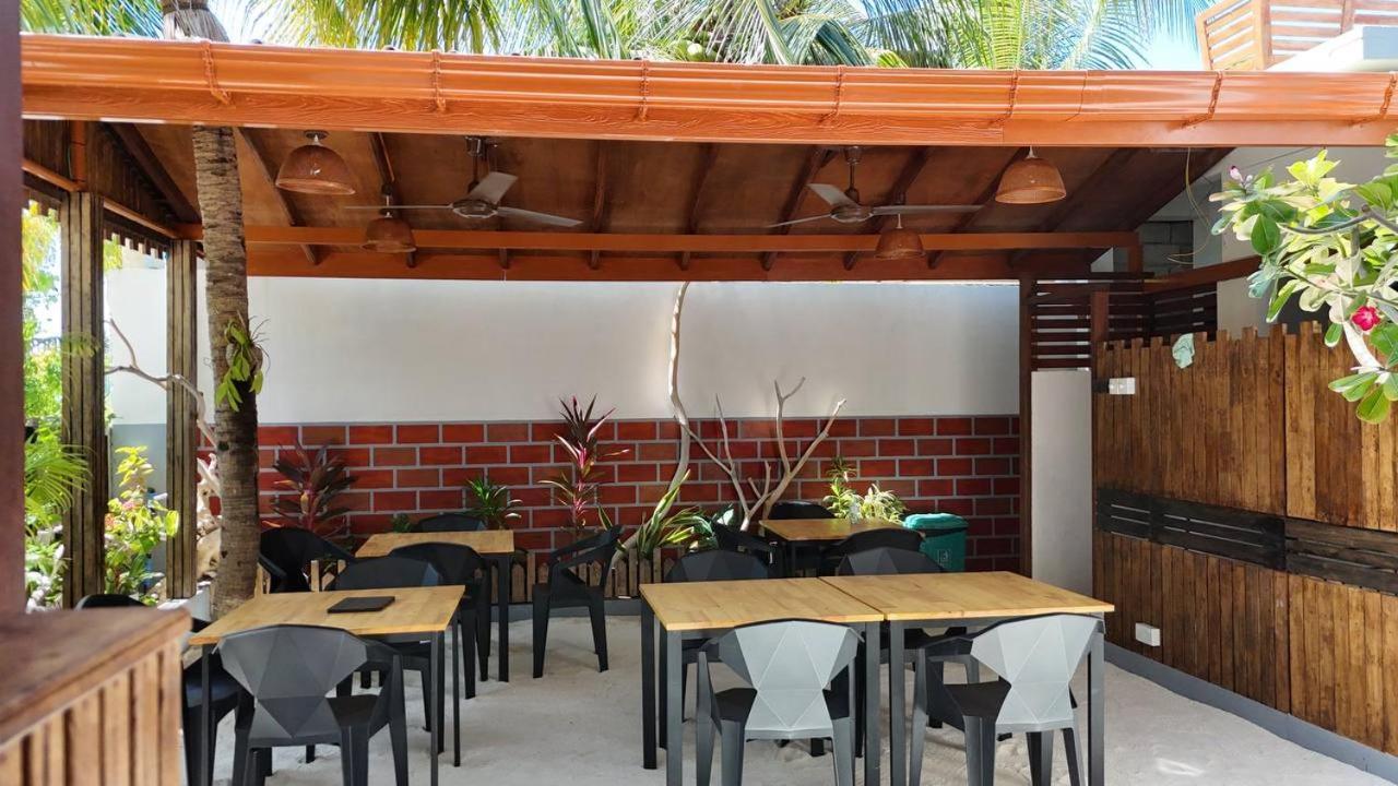 Hotel Seascape Retreats Dhigurah à Dhigurah  Extérieur photo